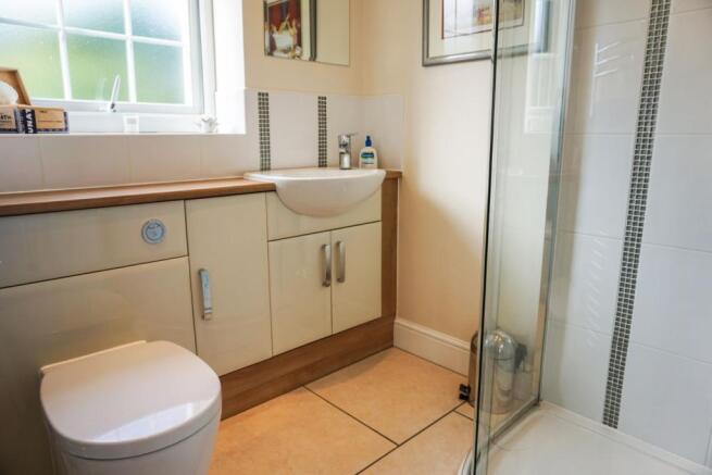 Master En-suite