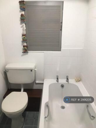 1 bed Flat to rent Image 10