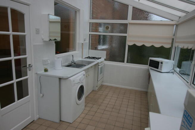 Kitchen shot 3