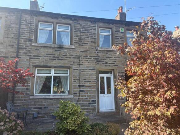 2 bed Cottage for sale in huddersfield