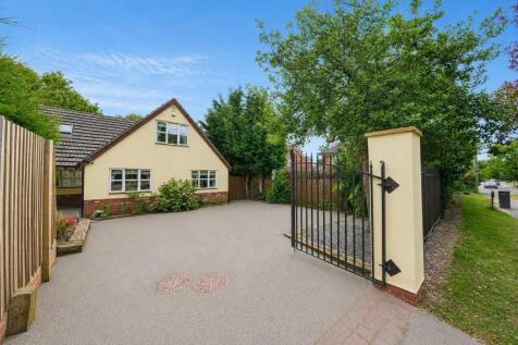 173b Castlecroft Road, Castlecroft, Wolverhampton, WV3 8LX
