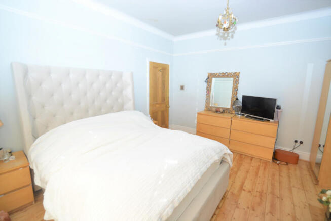 bedroom2