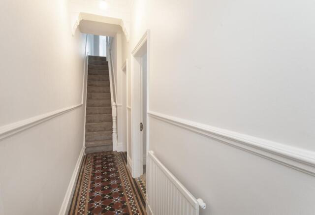 3 bed Terraced to rent Image 11