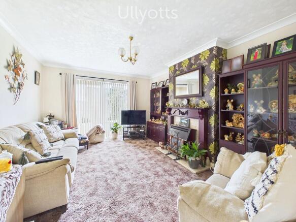2 bed Semi-Detached Bungalow for sale Image 4
