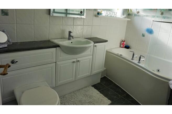 Master En-suite