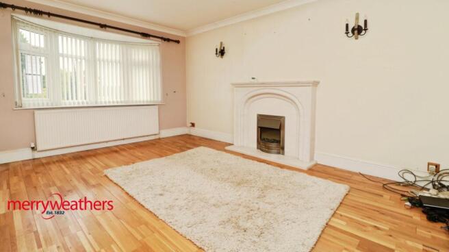 4 bed Detached Bungalow for sale Image 4