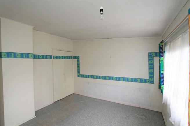 Master Bedroom.JPG