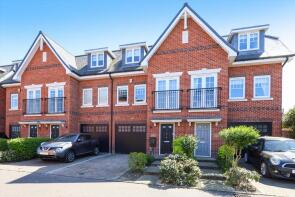 8, Combe Place, Cobham KT11 2FJ