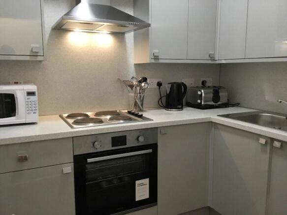 0_kitchen.jpeg