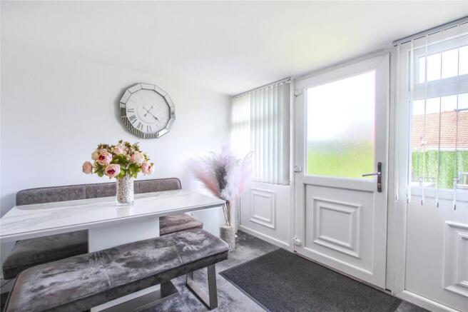 2 bed Bungalow for sale Image 5