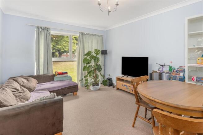 5 Greenhill Court, Banbury-10.jpg