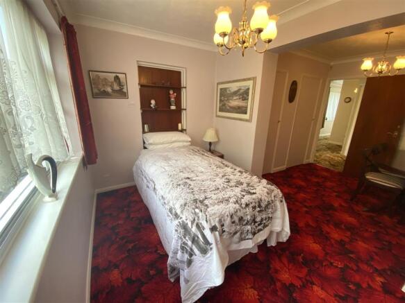 Bedroom 3.JPG