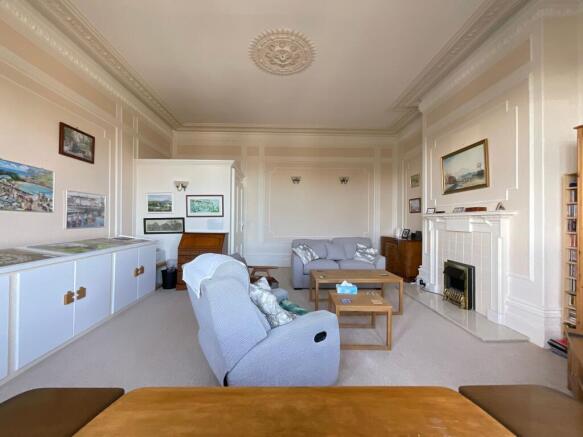 2 bed Ground Flat for sale Image 6