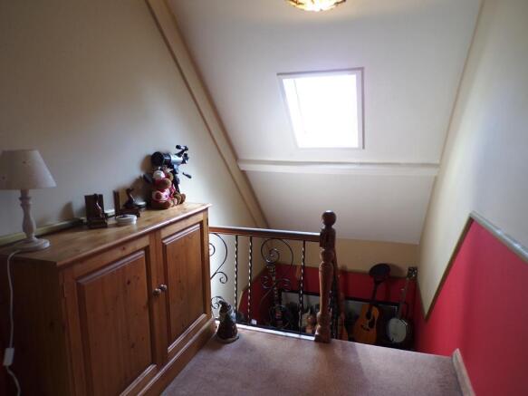 2nd floor landing