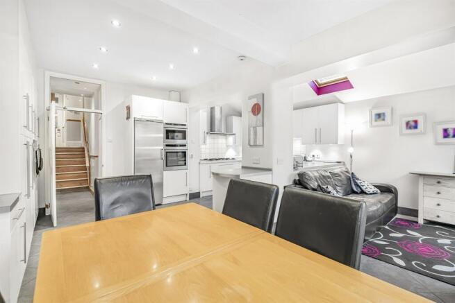 Kitchen/Dining/Famil
