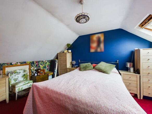 Bedroom 1 (Double)