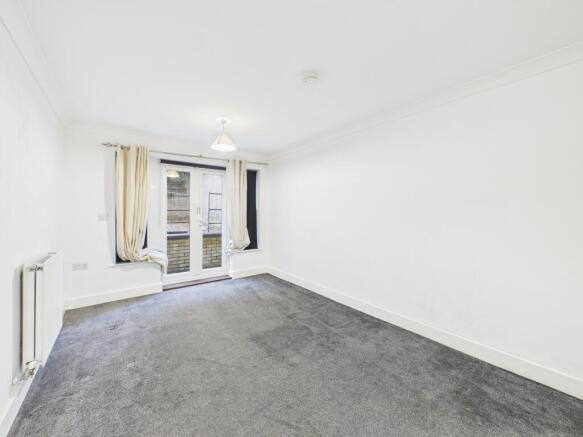 CAM02545G0-PR0563-STILL003