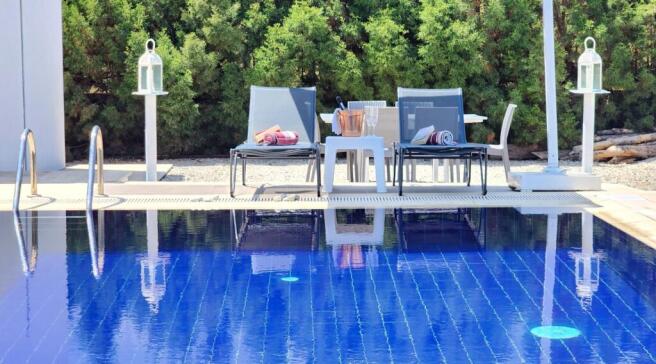 Amazing Three Bedroom Fully Furnished Villa with Private Swimming Pool Image 9999 3
