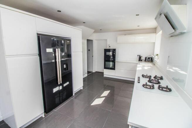 Kitchen pic 2
