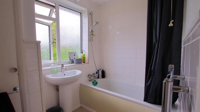 Bathroom.jpg