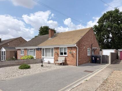 Reynolds Drive, Little Paxton, PE19