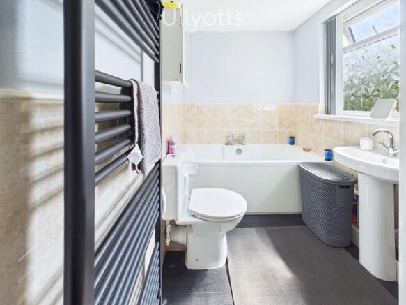 3 bed Semi-Detached for sale Image 12