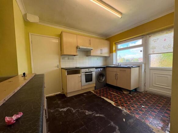 3 bed Detached Bungalow for sale Image 7