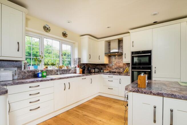 Kitchen diner