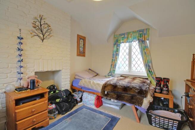 Bedroom 2_lge