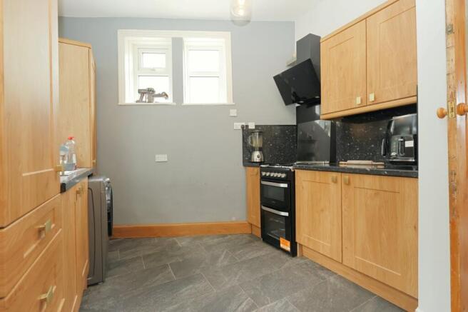 3 bed Terraced for sale Image 4