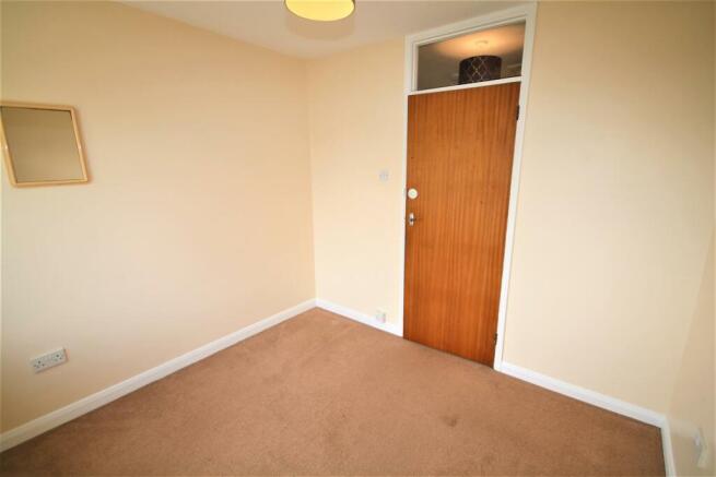 Bedroom 3b.JPG
