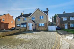 4, Walnut Close, Wayfield, Chatham ME5 0DT