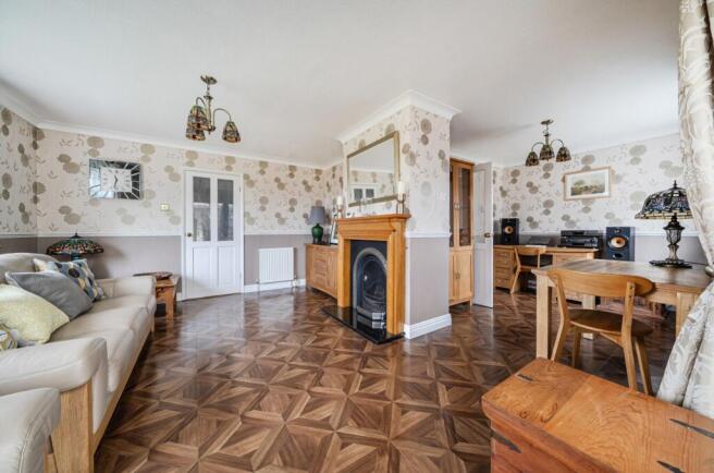 Living/Dining Room