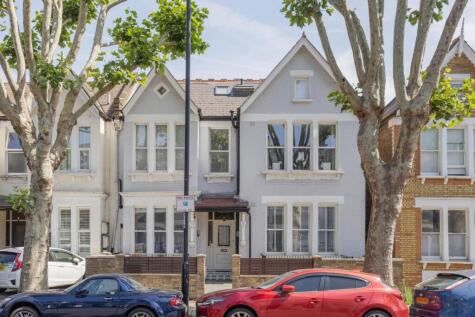 Cavendish Road,
Clapham, SW12