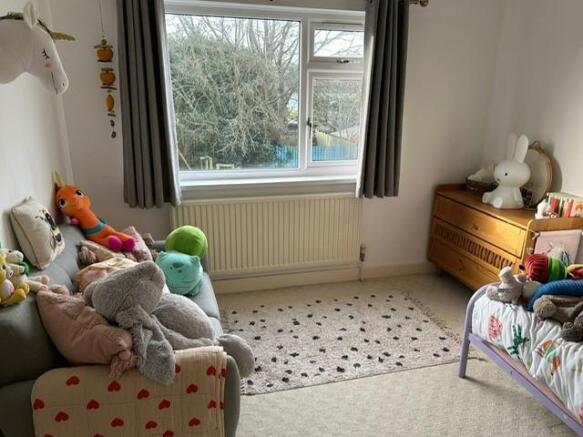 2ND kIDS bEDROOM.jpg