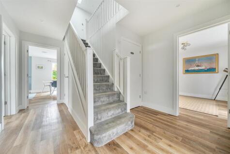 Kelsey Drive, Crantock, Newquay, Cornwall