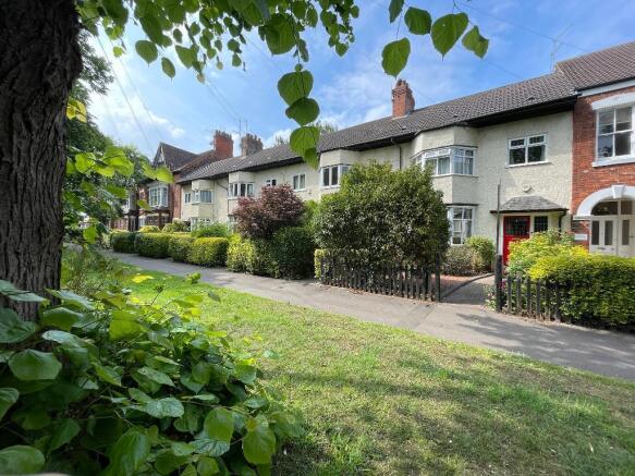 5 bedroom Terraced for sale