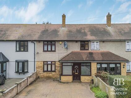 Lawn Farm Grove, Romford, RM6