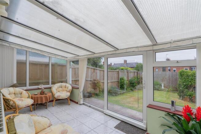 28 Siddington Avenue-18.jpg