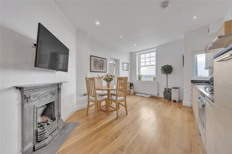 Welbeck Mansions, Inglewood Road, London, NW6