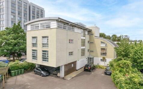 Bridge Road, Walton-On-Thames, Surrey, KT12