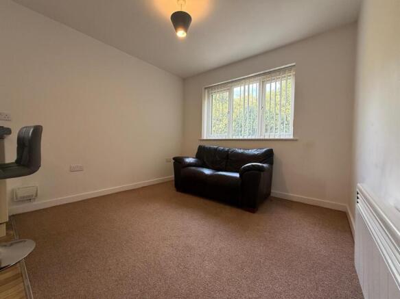 1 bed Apartment to rent Image 7