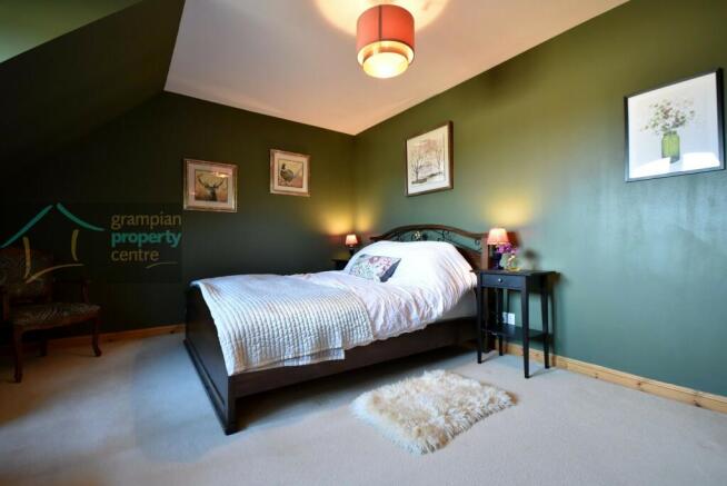 bed 2 2nd.JPG