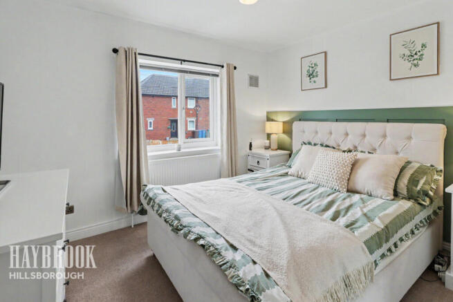 3 bed Terraced for sale Image 8
