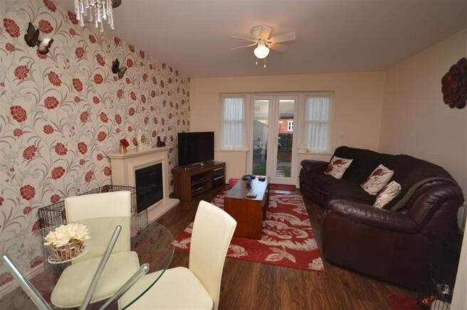 Lounge / Dining Room