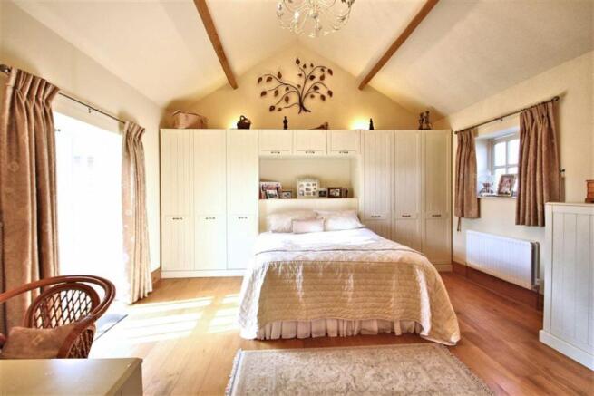 FOUR PIECE ENSUITE