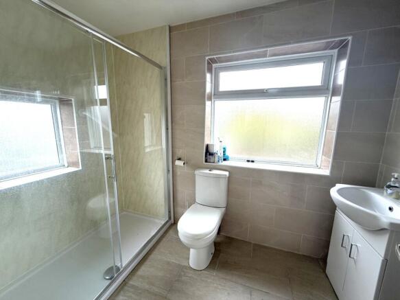 3 bed Terraced for sale Image 6