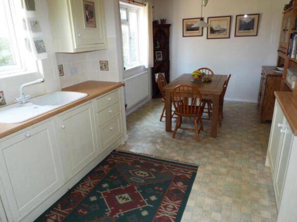 Kitchen/Breakfast Rm