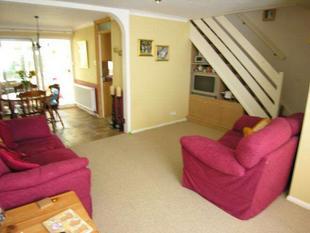 LOUNGE:
