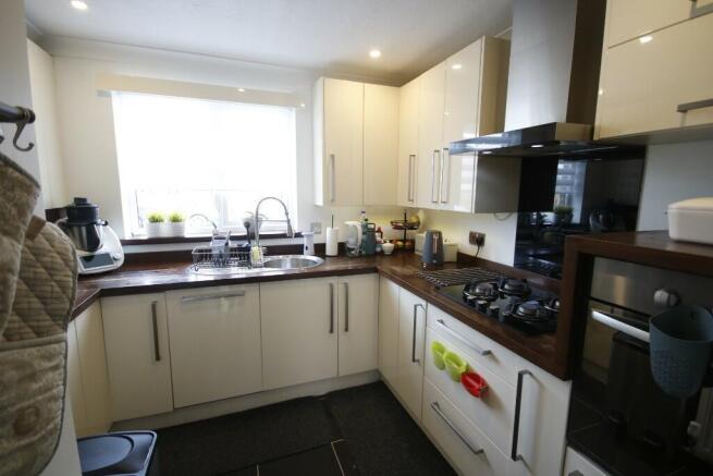 Modern Kitchen 